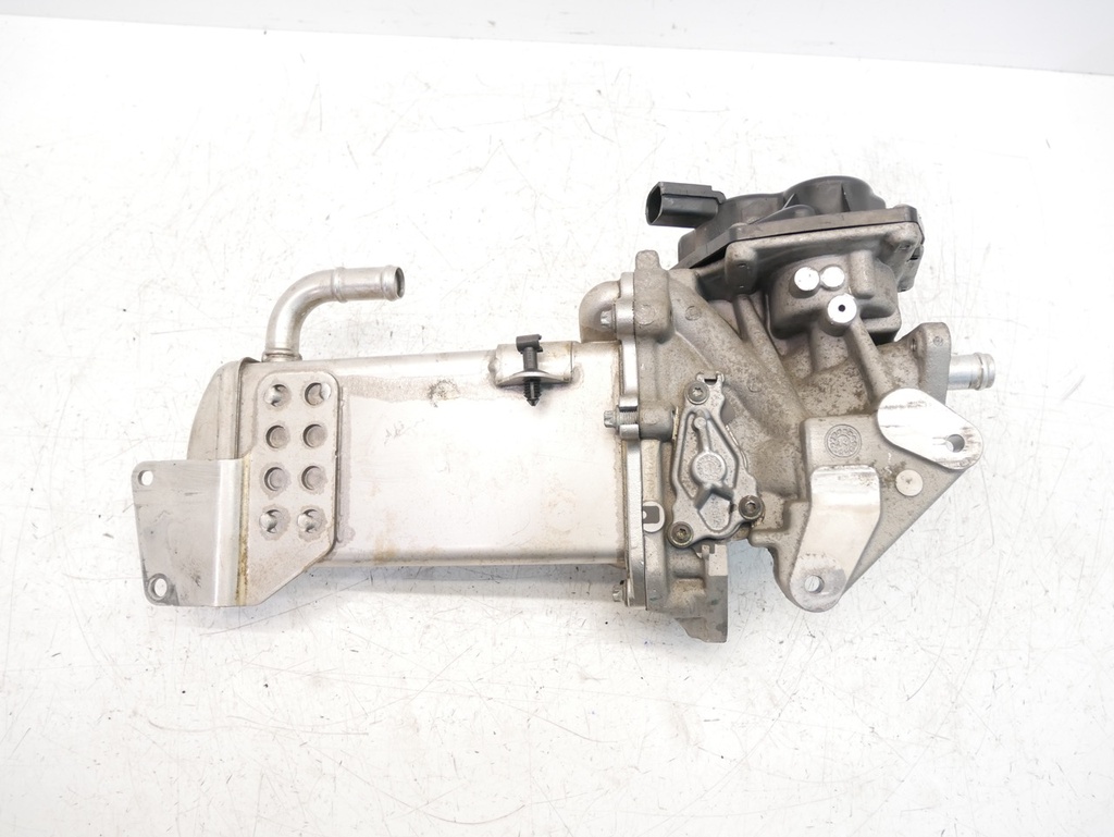[MTD-493926] Enfriador de gases de escape Audi A4 B8 A5 Q5 2.0 TDI CJCB CJC 03L131512DT