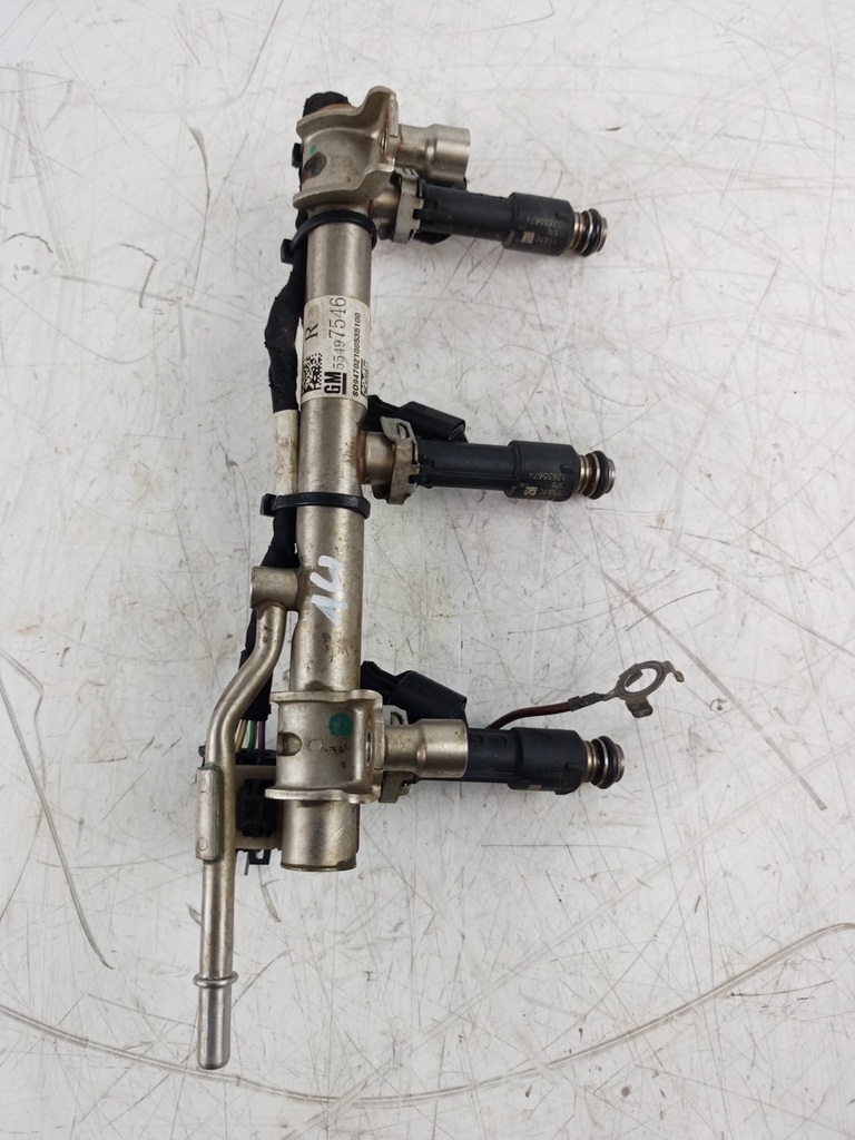 [MTD-432400] Carril del inyector Opel Karl C16 1.0 B10XE L5Q 55497546