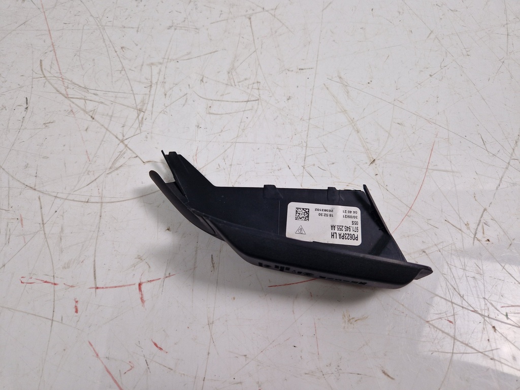 [MTD-498137] Panel embellecedor Porsche Panamera 2.9 V6 CSZ CSZB 971945255AA