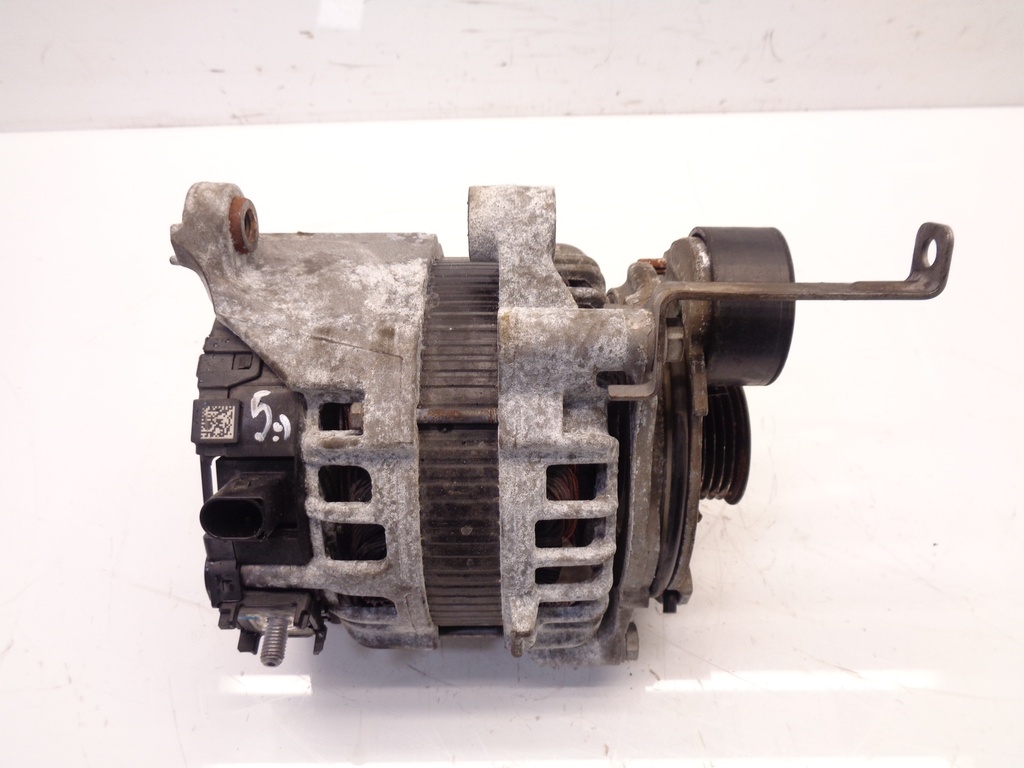 [MTD-368225] Alternador 250A para BMW G30 G31 F90 530d 3.0 D xDrive B57D30A