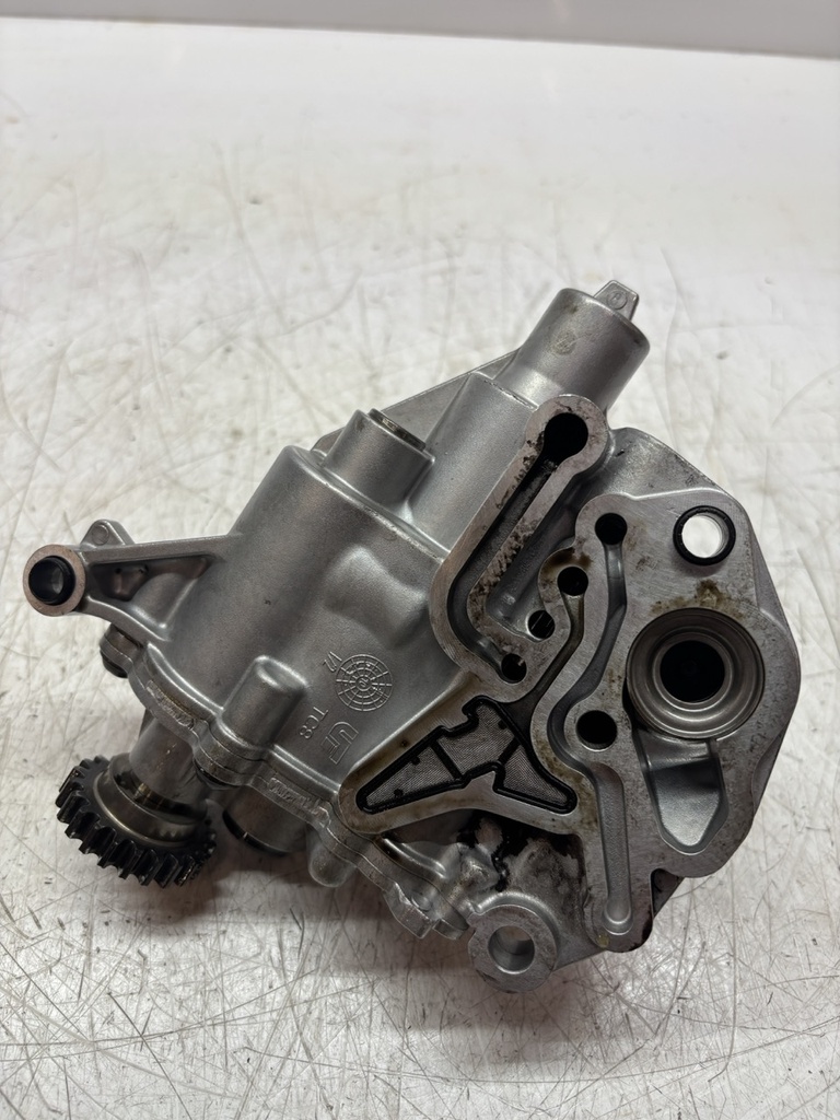 [MTD-480955] Bomba de aceite Audi A5 Q5 A4 2.0 TFSI CDNC CDN 06H115105BF