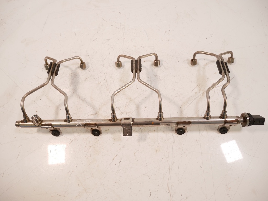 [MTD-447455] Rail de inyección BMW M4 F83 3.0 S55B30A S55 7848363