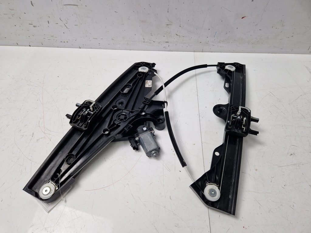 [MTD-497646] Motor del elevalunas Peugeot 308 1.5 BlueHDI 130 CV YHZ 9830815080