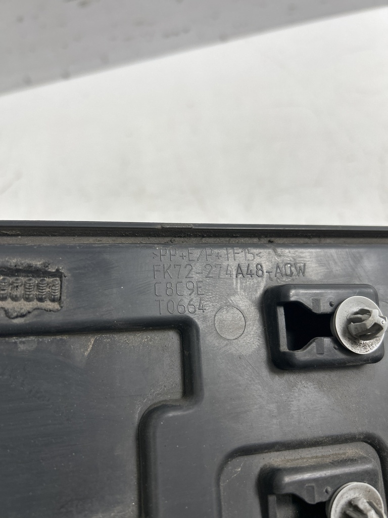 [MTD-498115] Moldura embellecedora Land Rover Discovery Sport L550 2.0 D 4x4 204DTD