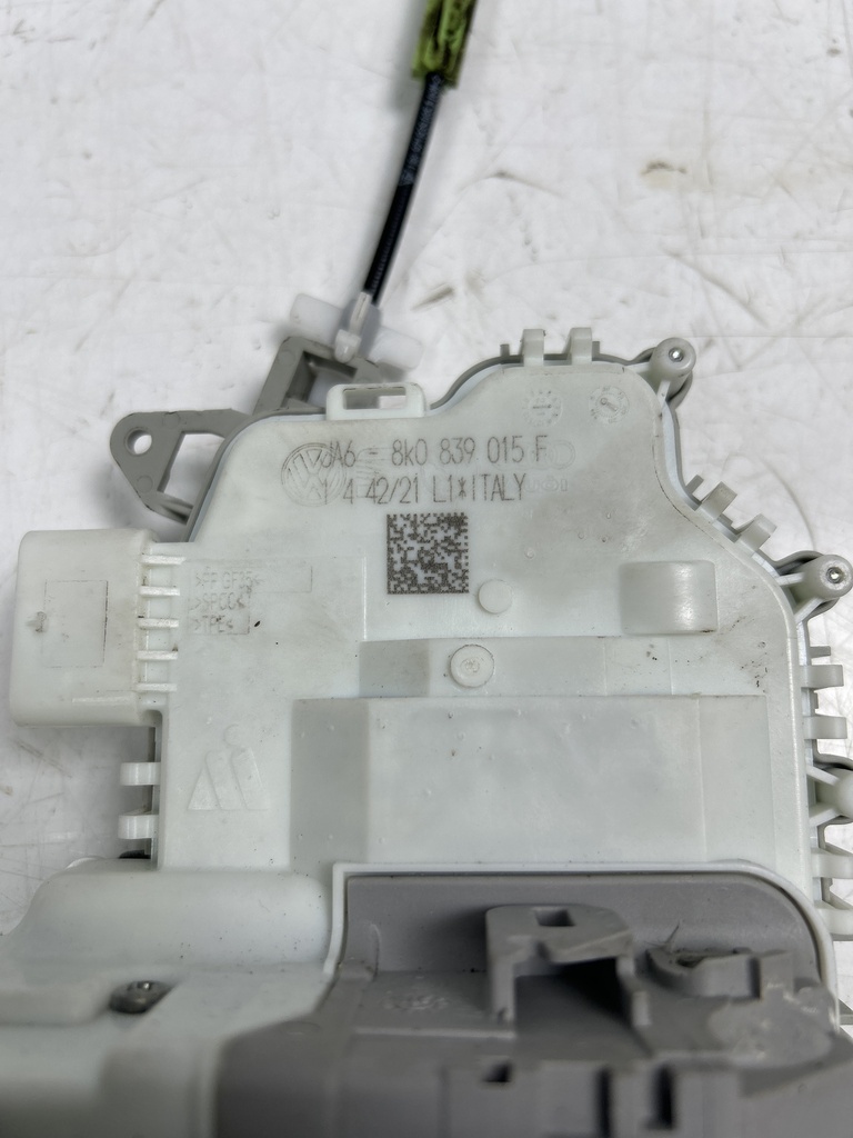 [MTD-498718] Cerradura de la puerta trasera izquierda Porsche Panamera 971 2.9 V6 CSZB 8K0839015F
