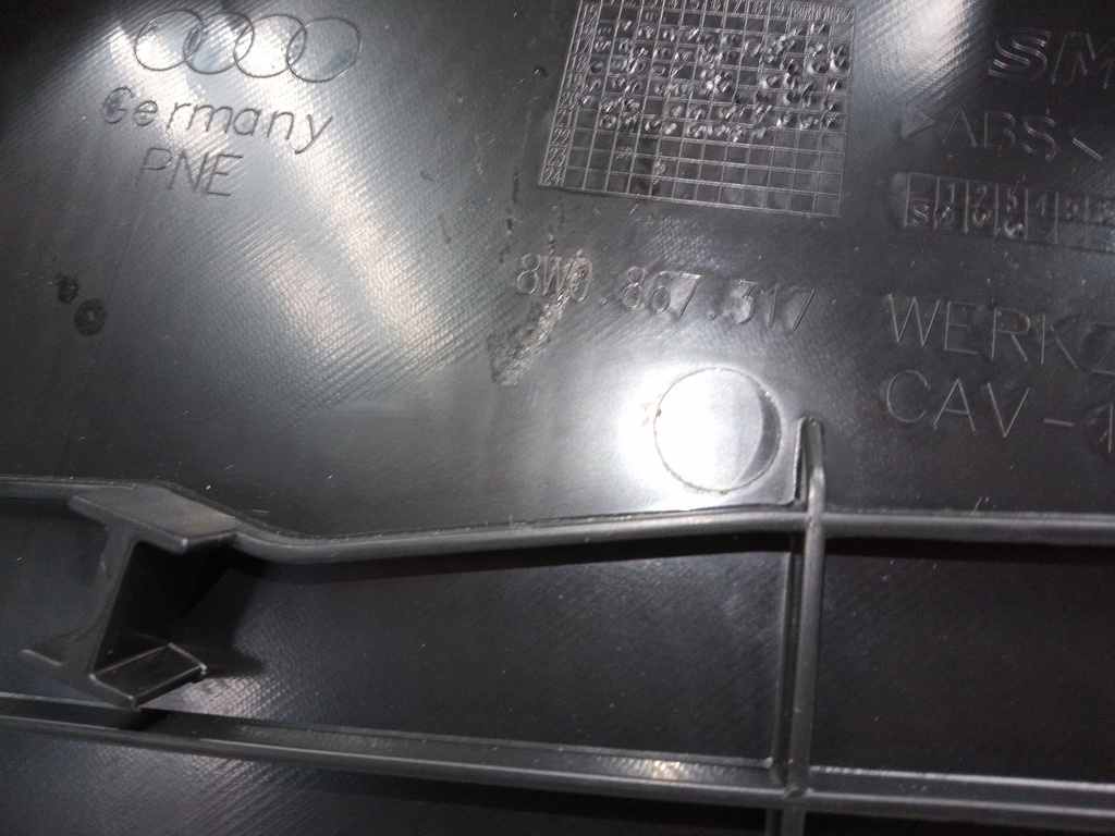 [MTD-499372] Panel de puerta trasera Audi A4 8WC 3.0 TDI V6 DMG DMGA 8W0867317