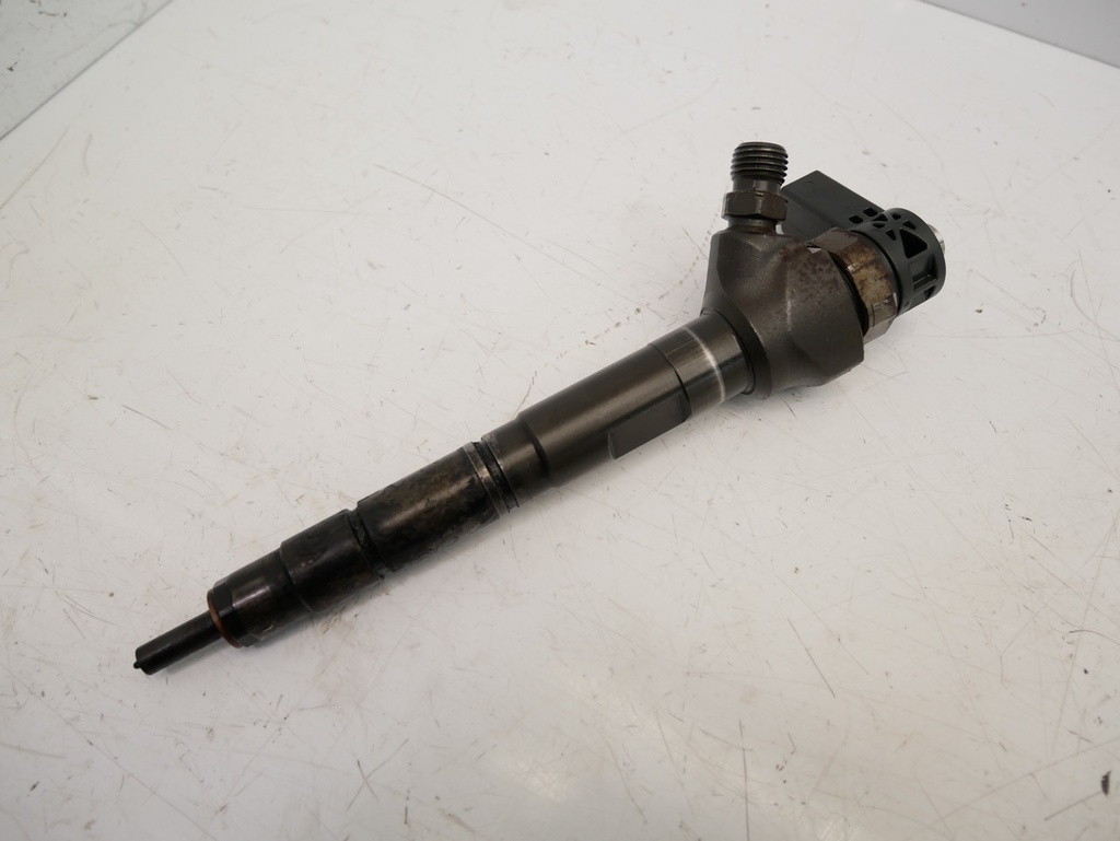 [MTD-493041] Inyector VW Golf 1.6 TDI CLH CLHA 04L130277AJ 0445110477