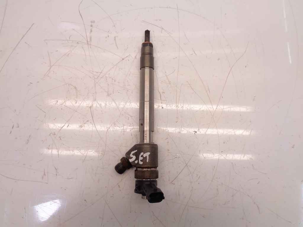 [MTD-397557] Inyector Ford Focus IV 1.5 EcoBlue 120CV ZTDA OE 9828959880