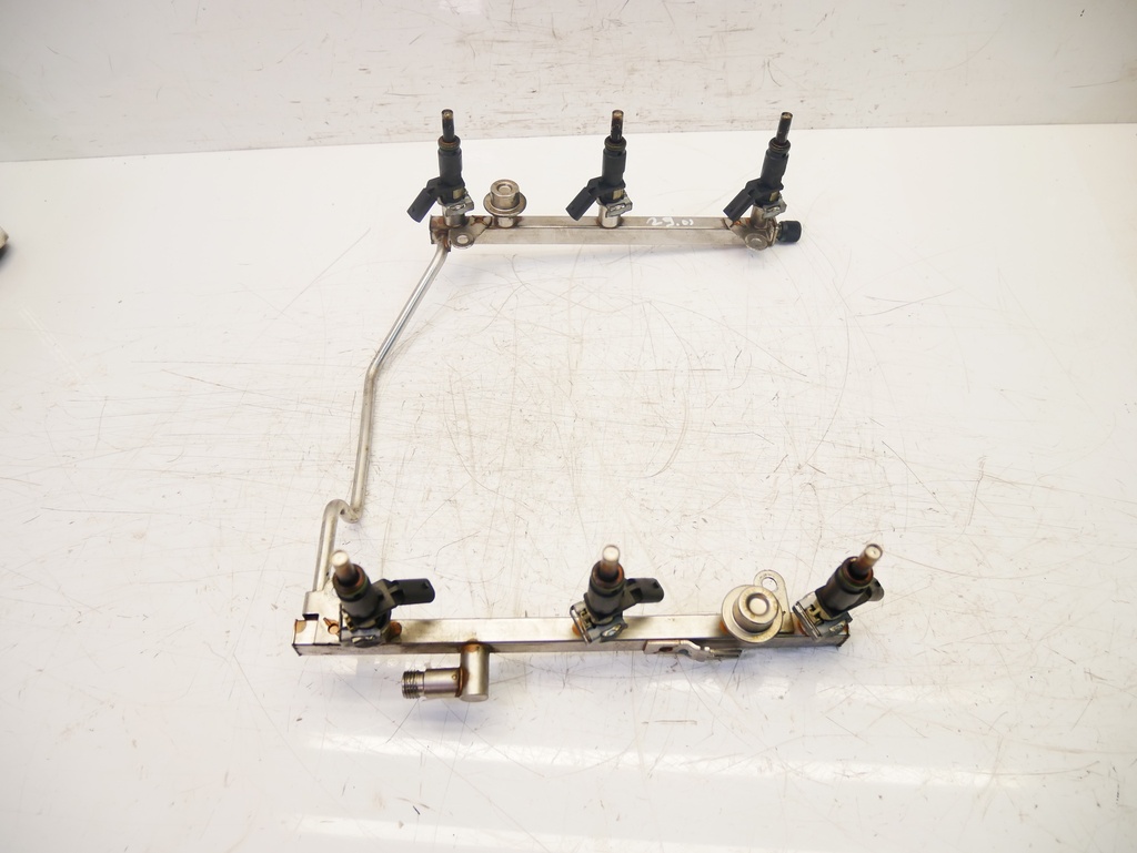 [MTD-403485] Rampa de inyectores Mercedes-Benz SLK R171 3.0 280 300 M272.942 272.942