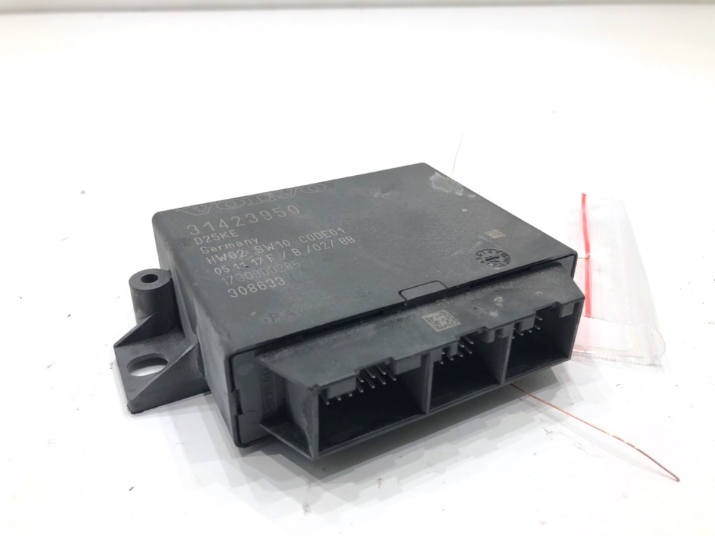 [STARK-820515] Módulo PDC para Volvo V60 I 2010-2018