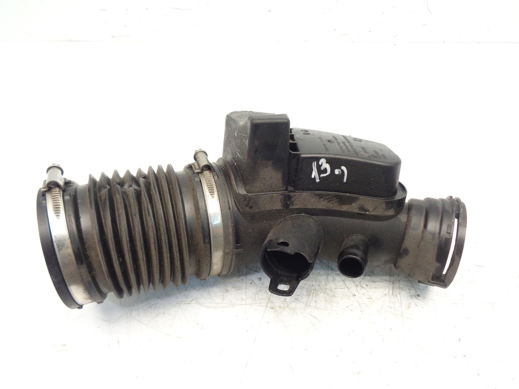 [MTD-385273] Línea de combustible para BMW 320i 2.0 B48B20A (07/2015-10/2018) 135kW 184CV OE 8601681