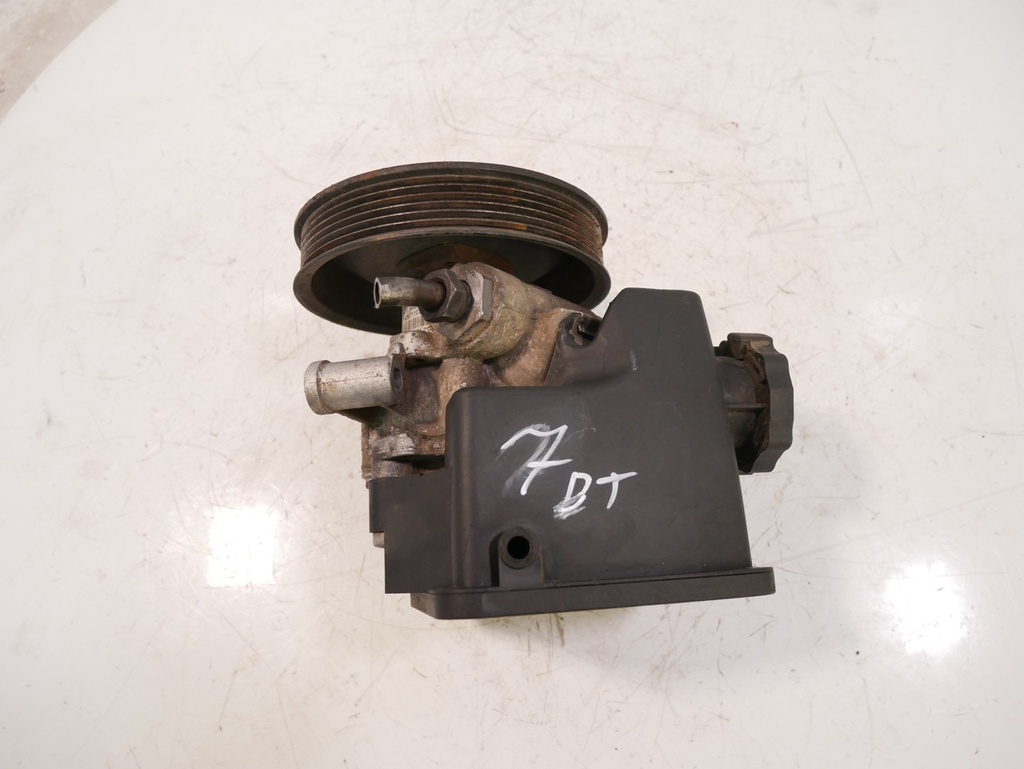 [MTD-416977] Bomba de dirección asistida para Mercedes-Benz Vito W639 2.2 CDI (OM646.980)