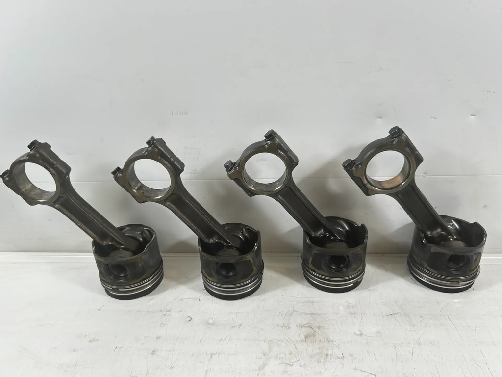 [1000771] 4x Pistón con biela Duster 1,5 dCi K9K658 K9K