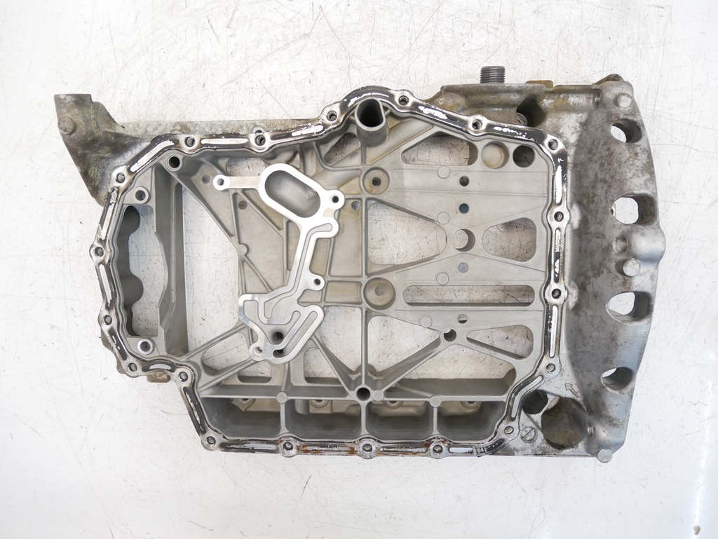 [MTD-488374] Parte superior del cárter de aceite VW Golf MK7 1.4 GTE Hybrid CUKB CUK 04E103603