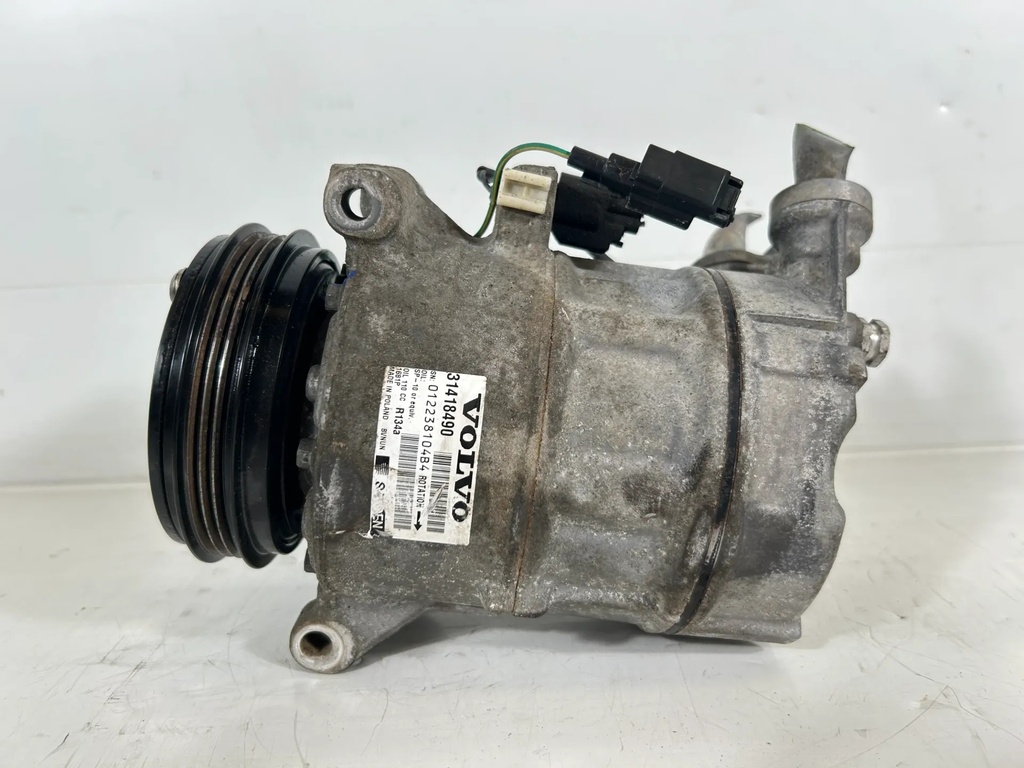[1000777] Compresor AC Volvo XC60 2,4 D D5244T12 31418490