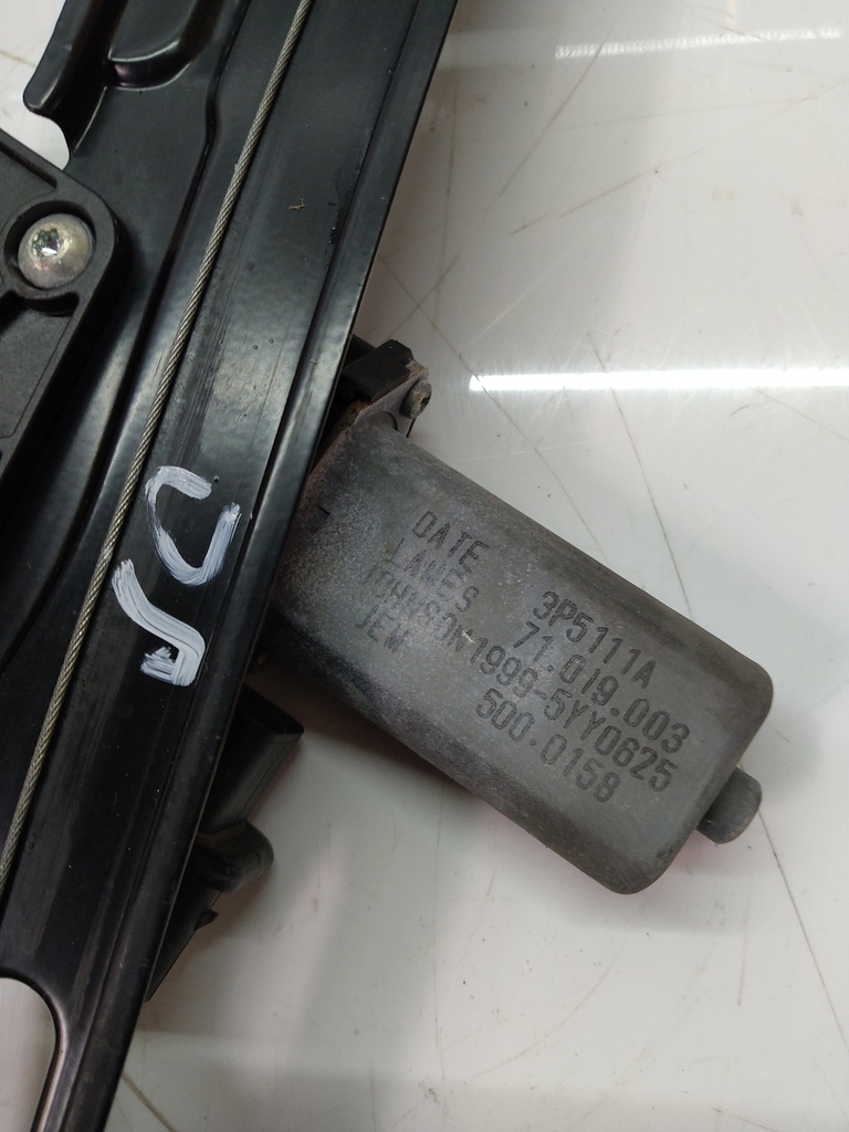 [MTD-503457] Motor del elevalunas delantero derecho BMW Serie 3 F30 318d 2.0 D N47D20C