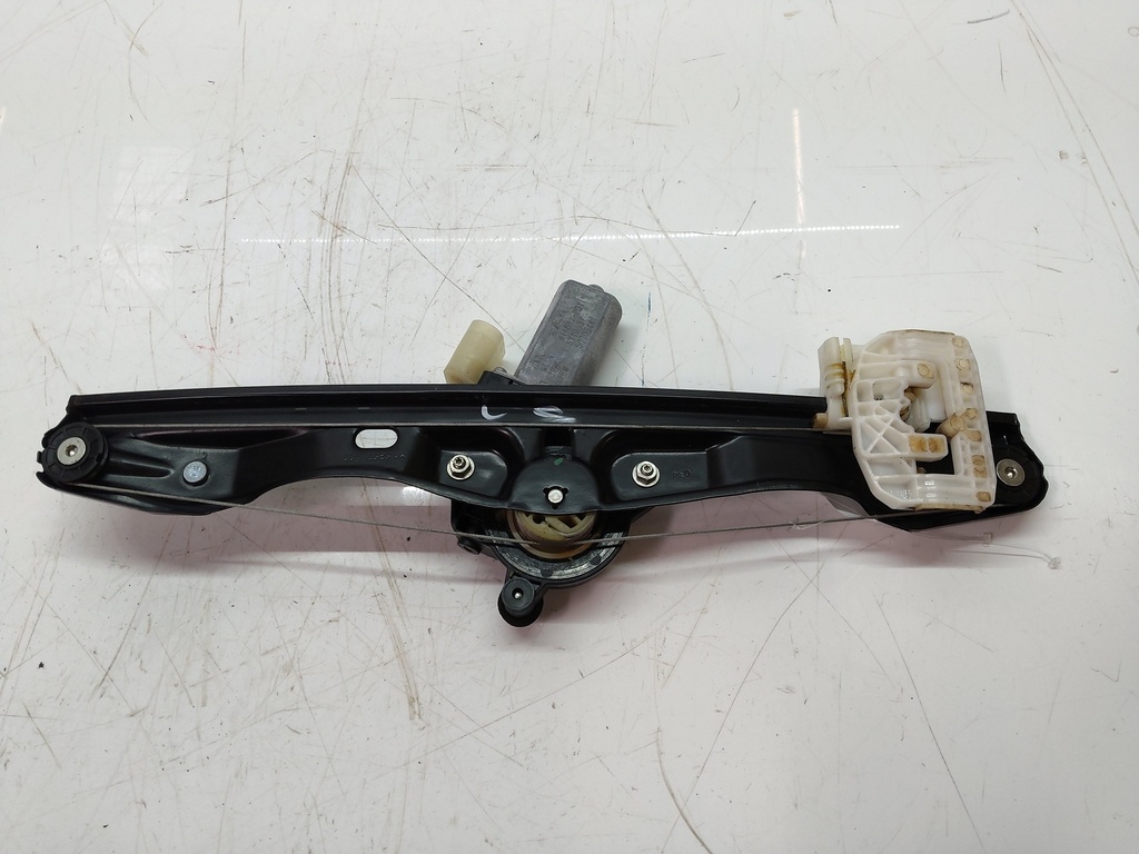 [MTD-503458] Motor del elevalunas trasero derecho BMW Serie 3 F30 F80 318d N47D20C