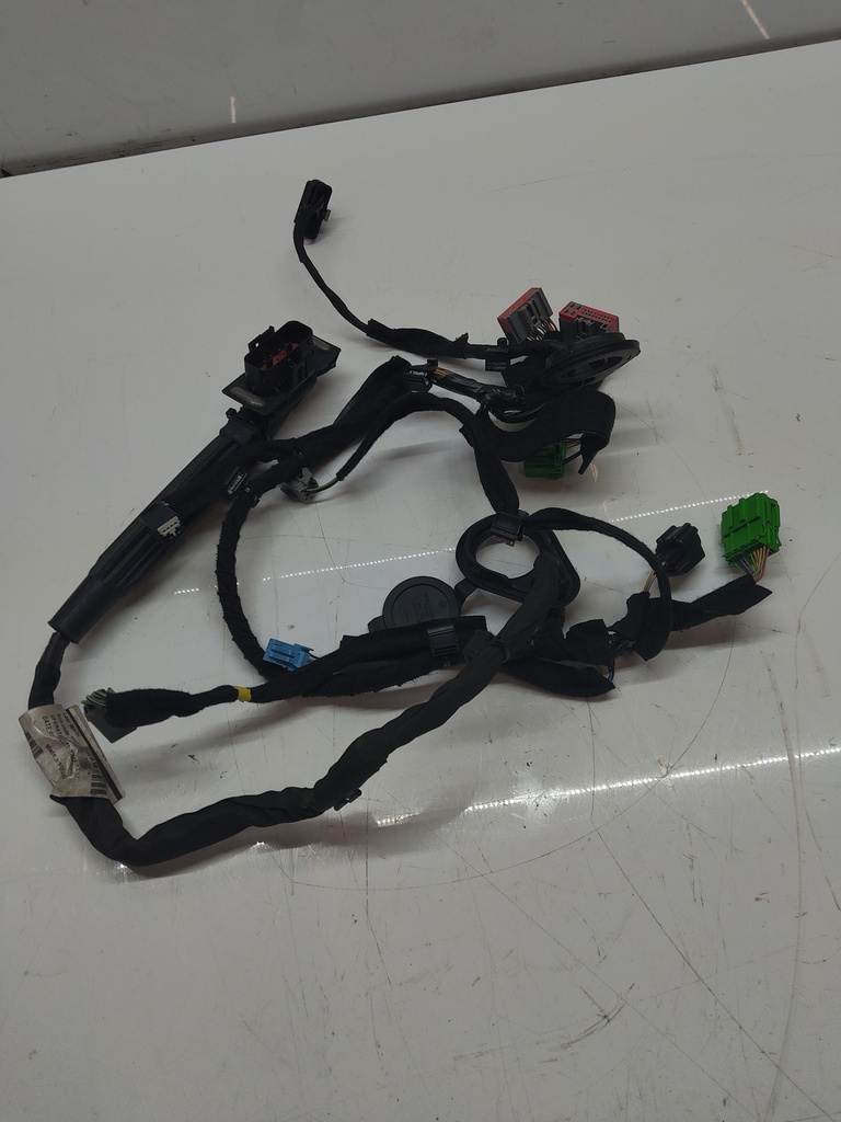 [MTD-505948] Mazo de cables puerta delantera derecha Volvo V40 2.0 D4 D4204T14 31334099