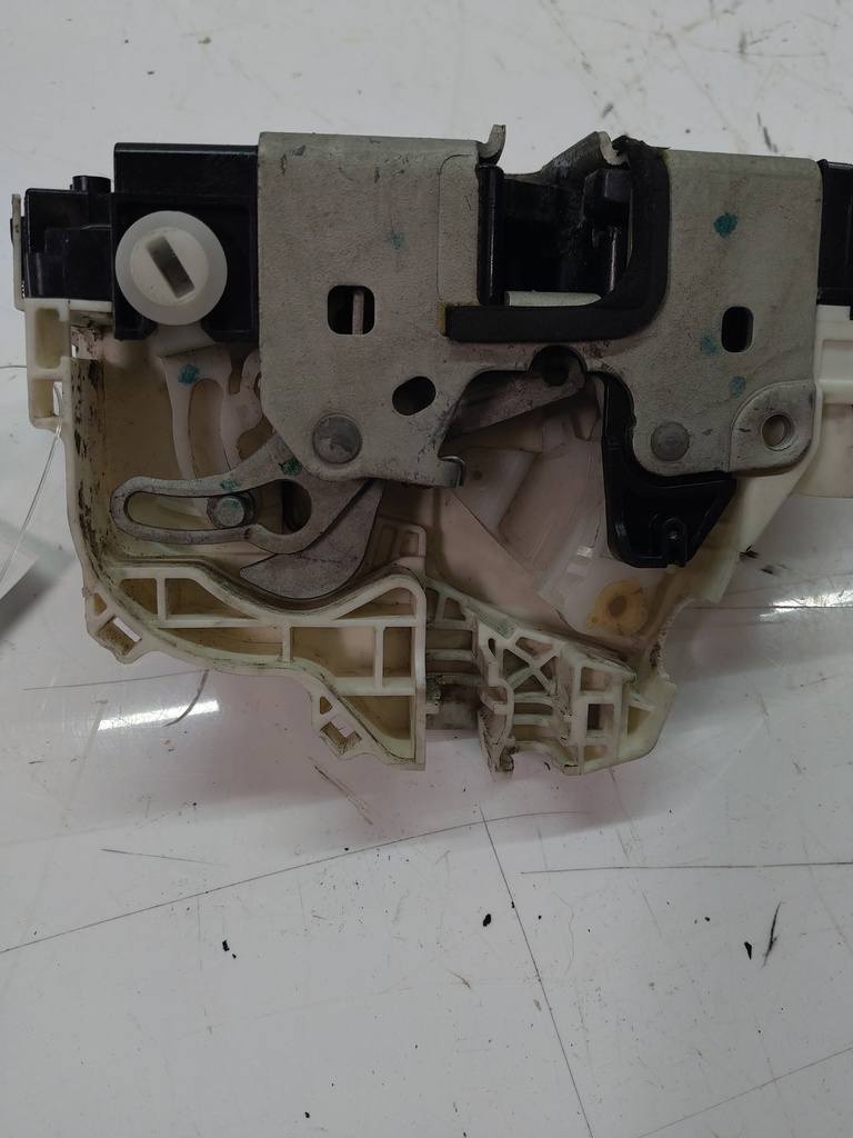 [MTD-508178] Cerradura de puerta Jeep Cherokee IV WK 3.0 CRD V6 4x4 Diesel EXF 04589699AD