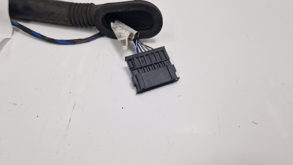 [MTD-510130] Cableado de puerta trasera derecha Mercedes Sprinter B907 OM651.958