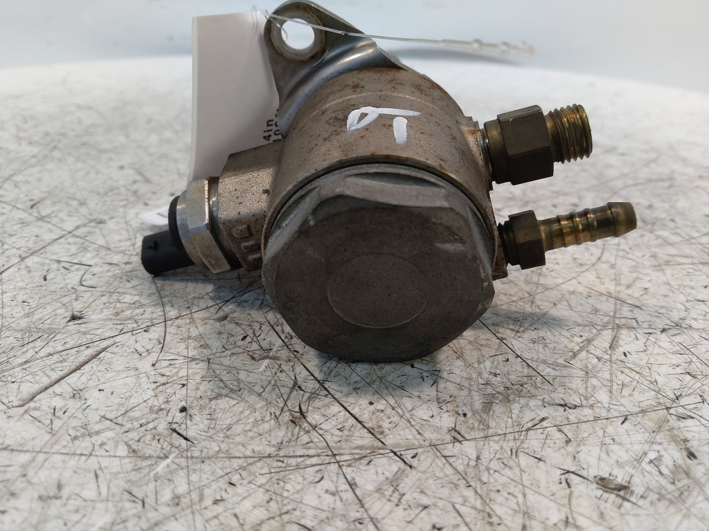 [MTD-512849] Bomba de combustible VW Beetle Golf Jetta 1.4 TSi CAV CAVD 03C127026M