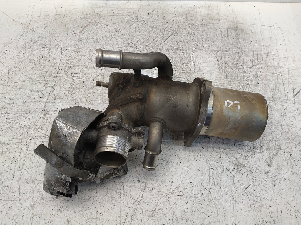 [MTD-513344] Enfriador de gases de escape Audi A4 A5 A6 Q5 2.0 TDI CNHA 04L131512A
