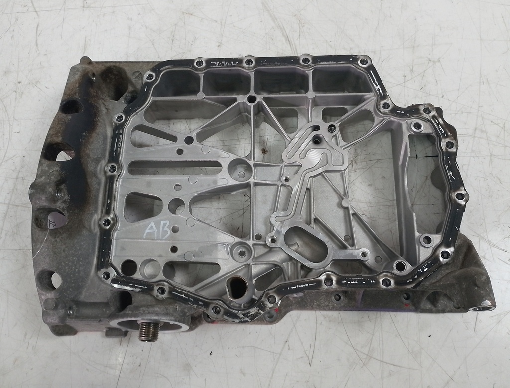 [MTD-515200] Parte superior del cárter de aceite Seat Audi VW Leon A3 Golf 1.4 TFSI CXSA CXS 04E103603