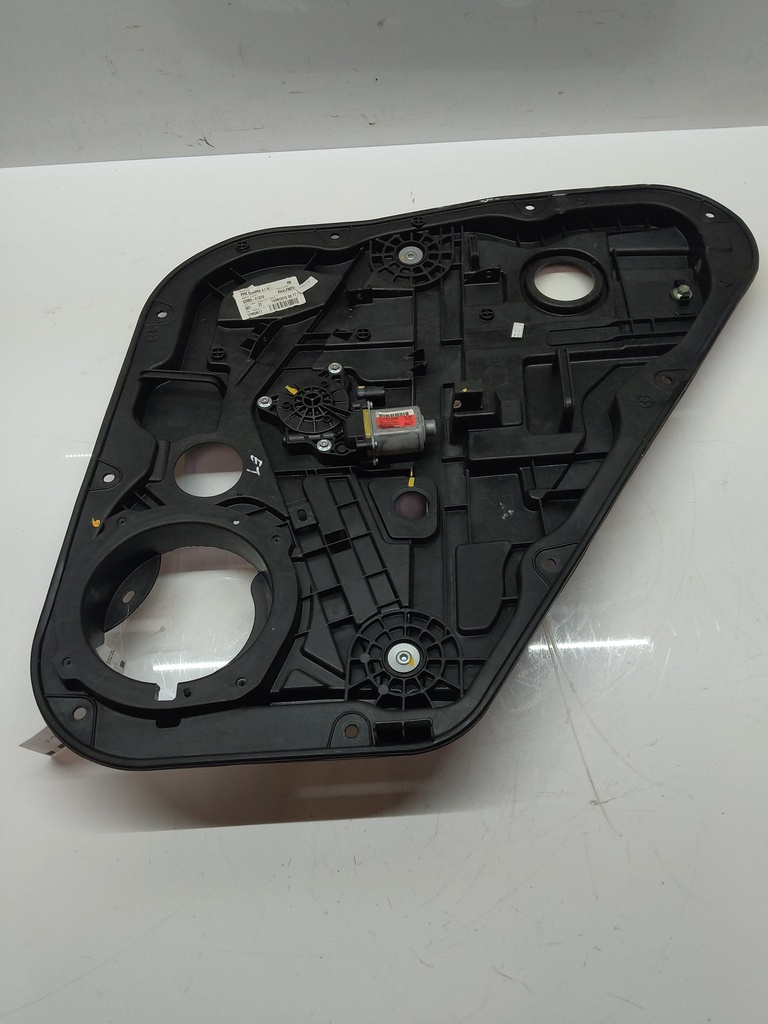 [MTD-515792] Panel de puerta Kia Sportage GT-Line 2.0 CRDI D4HA 83480-F1070 83460-F1000