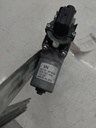 Motor del elevalunas trasero derecho Nissan Juke 1.0 HR10DDT 827316PA0A