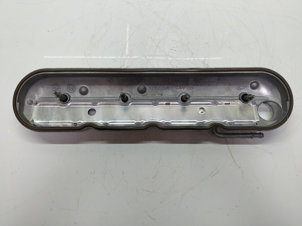 [MTD-516271] Tapa de válvulas Chevrolet Trailblazer Silverado 5.3 V8 4x4 LH6 12570697