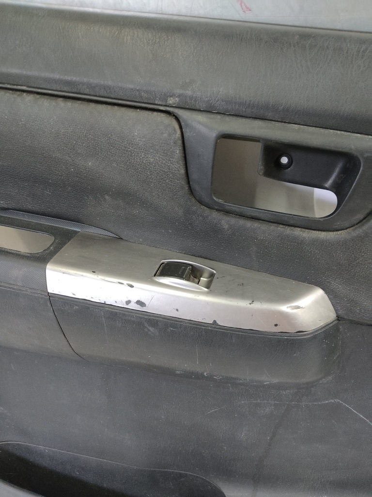 [MTD-518329] Panel de puerta Toyota Hi-lux kun26 3.0 Diesel 1KD-FTV 67614-0K030