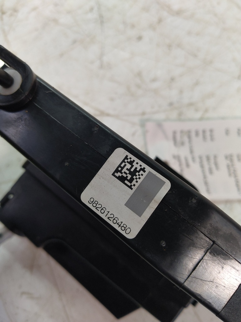 [MTD-520799] Cerradura de la puerta trasera izquierda Peugeot 308 II 1.5 HDI YHY