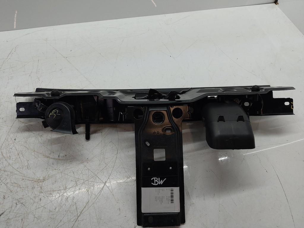 [MTD-521909] Soporte de cerradura delantero Dacia Sandero III 2025 H4D470 1.0 TCe 90