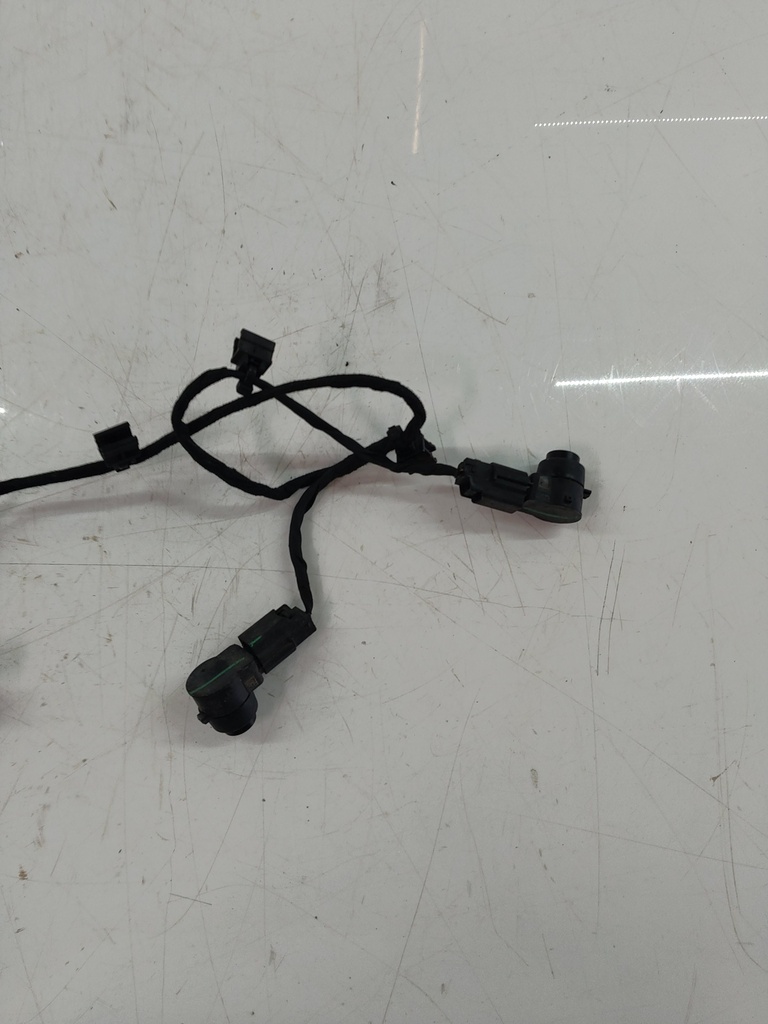 [MTD-523170] Sensores de aparcamiento con mazo de cables Opel Astra MK VI GTC 2015 2.0 CDTI 61N6825