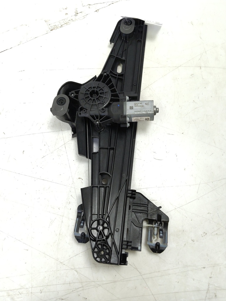 [MTD-524328] Motor de elevalunas Opel Astra MK VIII 2023 YHZ YH01 1.5 TD