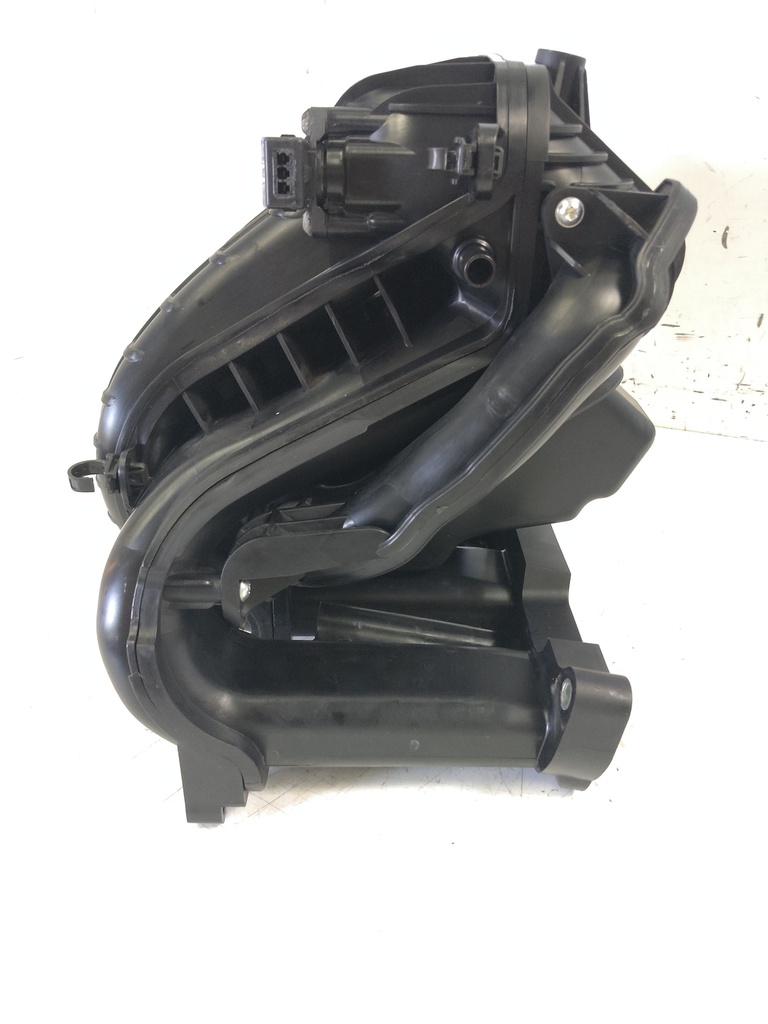 [MTD-524559] Colector de admisión Mitsubishi Outlander 2017 2,0 4B11 híbrido