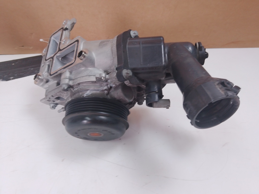 [MTD-531673] Bomba de agua Mercedes Clase E W213 OM654.920 2.0 CDI