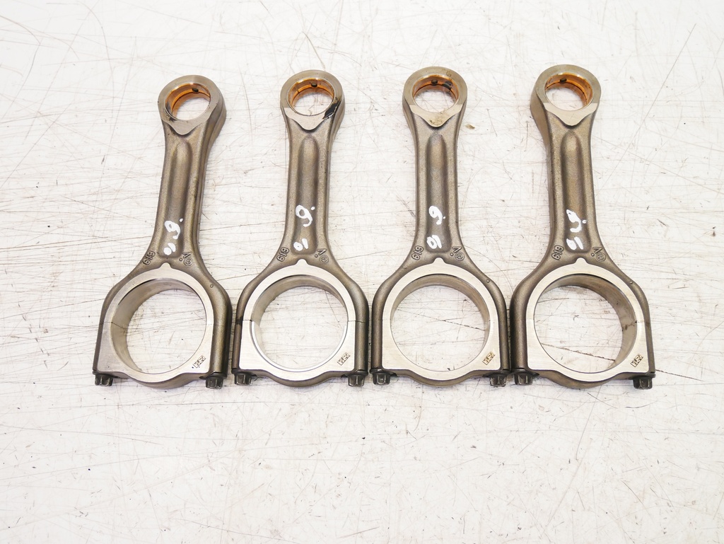 [MTD-401372] 4x biela Volvo C30 S40 S60 V40 1.6 D2 D4162T