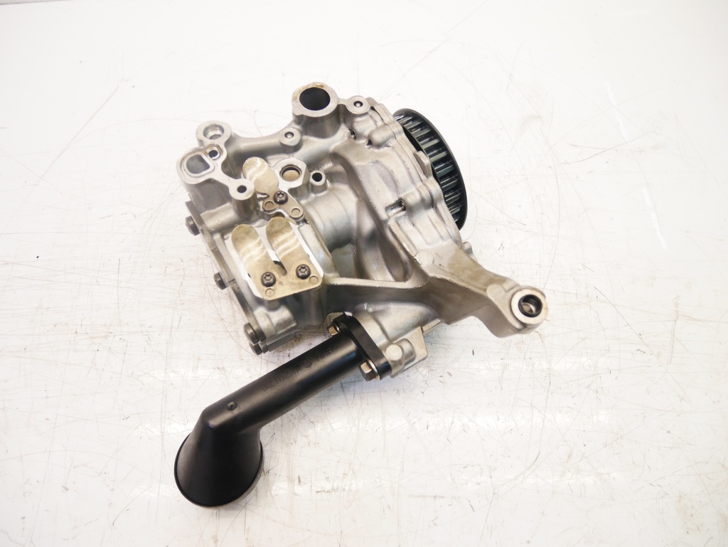 [MTD-403247] Bomba de aceite para Audi Seat Skoda VW 1.6 TDI CLHA 04L145208D