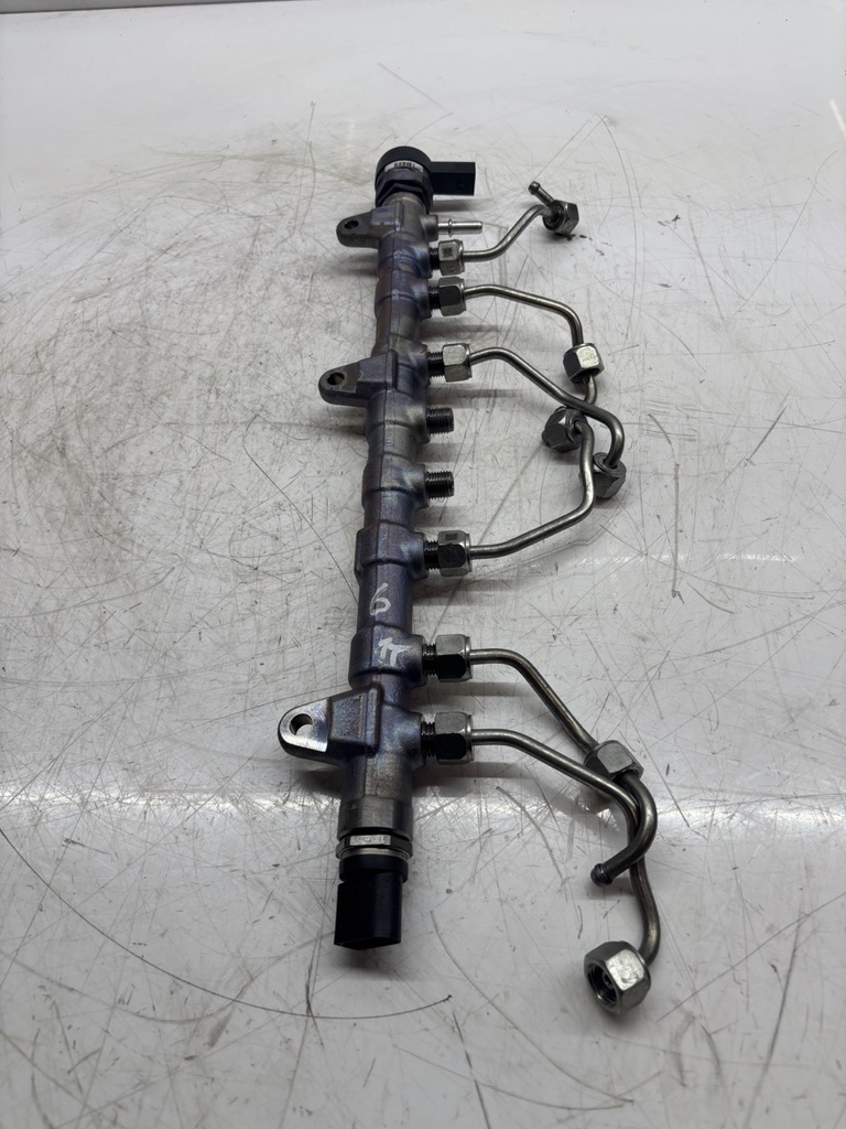 [MTD-444071] Flauta de inyectores para BMW 530d xDrive B57D30A B57 0571569