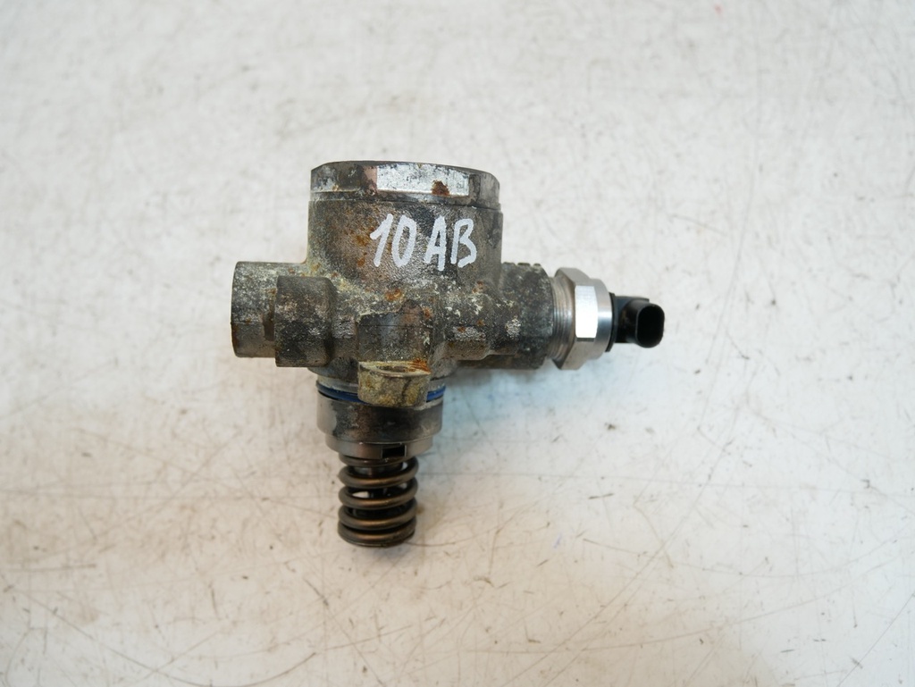 [MTD-494672] Bomba de combustible Audi A4 B9 A5 Q5 3.0 TFSI quattro CWG CWGD 06M127026M