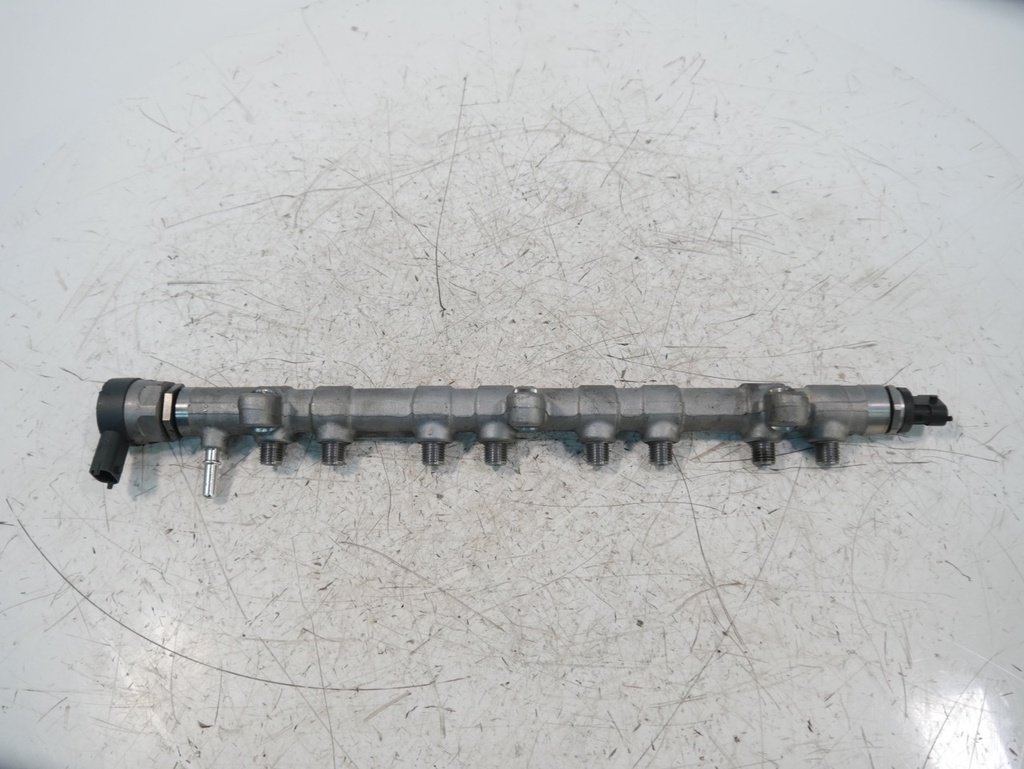[MTD-494495] Tubo de raíl Land Rover Defender L663 3.0 4x4 DT306