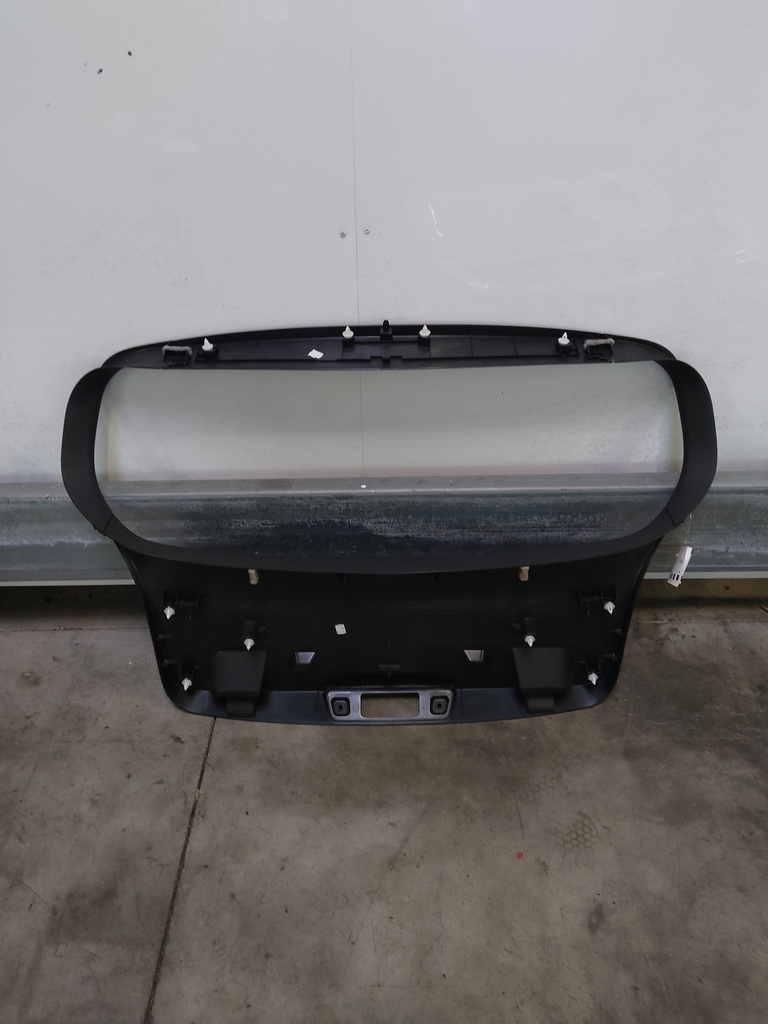 [MTD-505382] Embellecedor Portón Trasero BMW Serie 1 F20 116d B37D15A 7239905