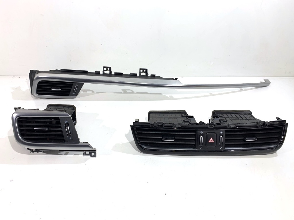 [STARK-817400] Rejilla de entrada de aire frontal KIA Optima (JF) 2015-2022