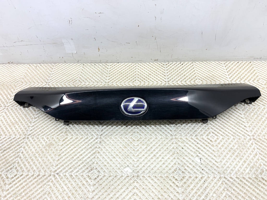 [STARK-828672] Cubierta de parachoques trasero LEXUS CT (ZWA10_) 2010-2022
