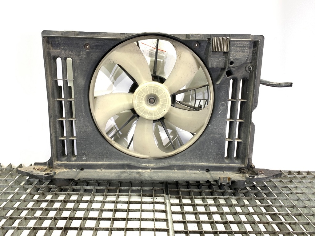 [STARK-828159] Ventilador de radiador Toyota Auris (_E15_) 1.4 (ZZE150) 2007-2012