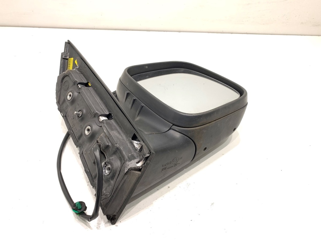 [STARK-831835] Retrovisor derecho VW Caddy III (2KA, 2KH, 2CA, 2CH) 2004-2015