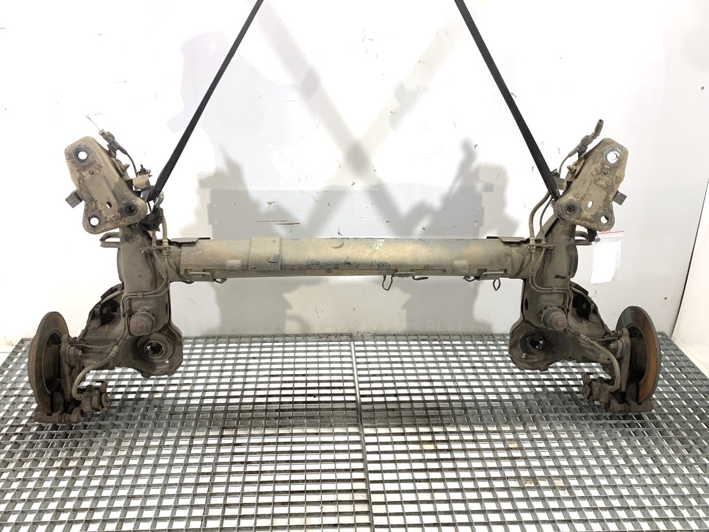 [STARK-837537] Viga trasera PEUGEOT 2008 I (CU_) 2013-2022 1.2 THP 110 / PureTech 110