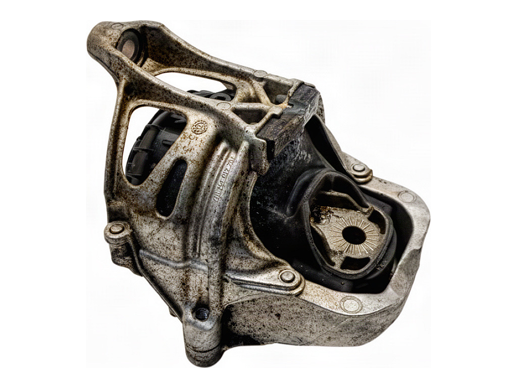 [STARK-931597] Soporte de motor derecho para Audi Q5 (FYB, FYG) 2016-2022