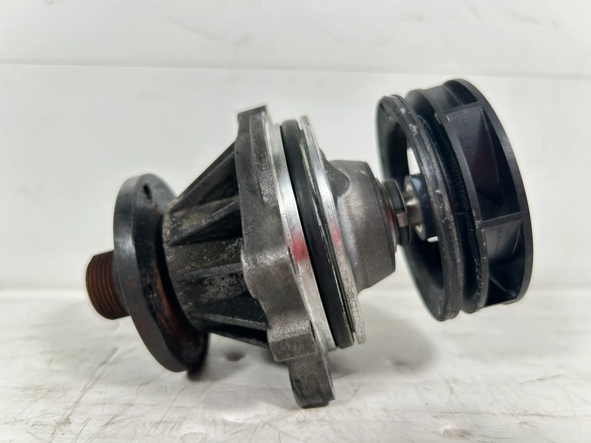 Bomba de agua BMW X5 E53 3,0 i 306S3 M54 M54B30